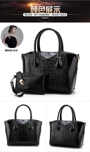 B1589 (2in1) IDR.225.000 MATERIAL PU SIZE L32XH25XW15CM WEIGHT 900GR COLOR BLACK