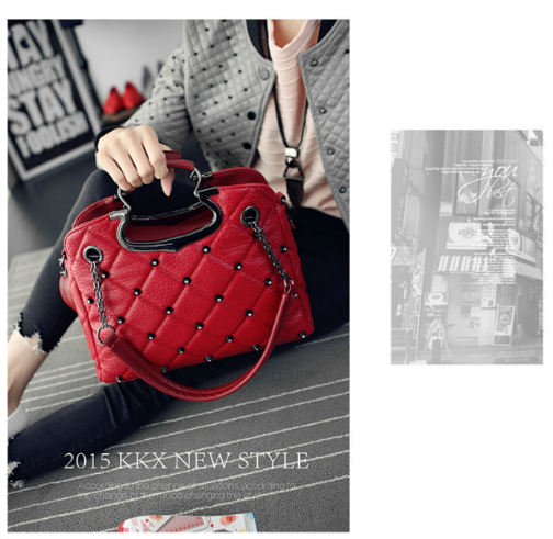 B1766 IDR.201.000 MATERIAL PU SIZE L33XH25XW11CM WEIGHT 850GR COLOR RED