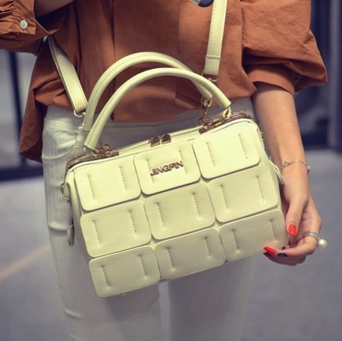 B1866 MATERIAL PU SIZE L24XH16XW12CM WEIGHT 800GR COLOR BEIGE
