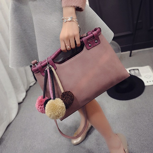 B2016 IDR.182.000 MATERIAL PU SIZE L35XH20XW10CM WEIGHT 700GR COLOR PINK