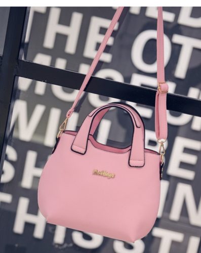 B20500 MATERIAL PU SIZE L22XH22XW10CM WEIGHT 700GR COLOR PINK
