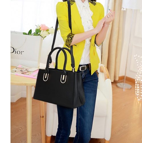 B2492 MATERIAL PU SIZE L30XH21XW15CM WEIGHT 800GR COLOR BLACK