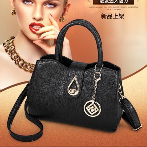 B2549  MATERIAL PU SIZE L28XH20XW15CM WEIGHT 750GR COLOR BLACK