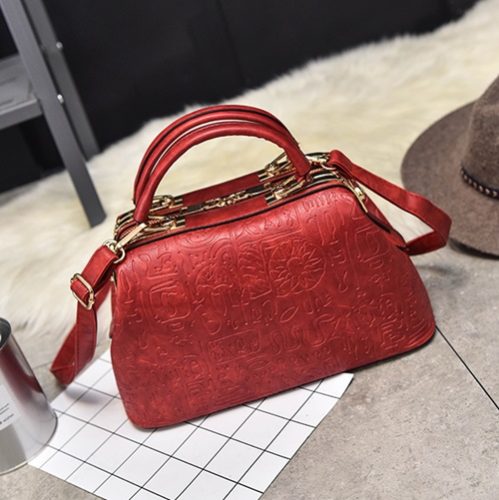 B2737 MATERIAL PU SIZE L31XH19XW14CM WEIGHT 850GR COLOR RED