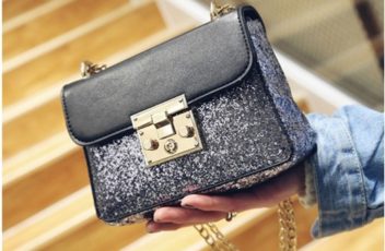 B2859 IDR.150.000 MATERIAL PU SIZE L19XH14XW6CM WEIGHT 450GR COLOR BLACK