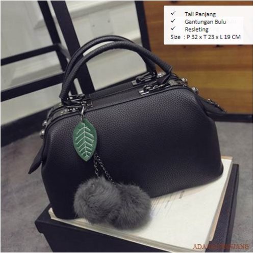 B29198 IDR.189.000 MATERIAL PU SIZE L32XH23XW19CM WEIGHT 850GR COLOR BLACK