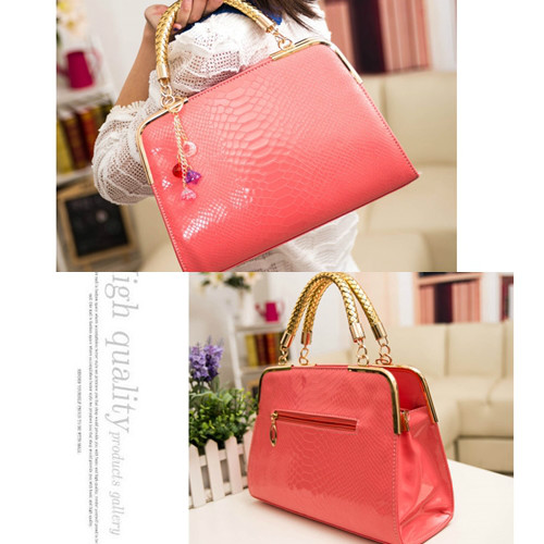 B702-IDR.158.000-MATERIAL-PU-SIZE-L30XH25XW10CM-WEIGHT-800GR-COLOR-PINK