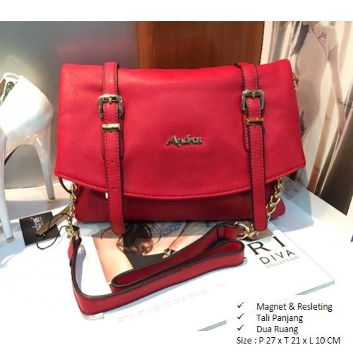 B7944 IDR.205.000 MATERIAL PU SIZE L27XH21XW10CM WEIGHT 800GR COLOR RED