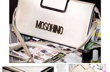 B8433 IDR.172.000 MATERIAL PU SIZE L28XH15XW2CM WEIGHT 700GR COLOR GOLD