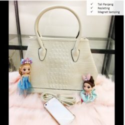 B9036 MATERIAL PU SIZE L34XH26XW14CM WEIGHT 800GR COLOR BEIGE