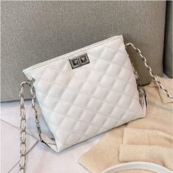 BB3378 MATERIAL PU SIZE L27XH18XW6.5CM WEIGHT 350GR COLOR WHITE