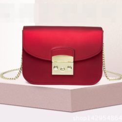 BBOM1070 MATERIAL JELLY SIZE L18.5XH14XW8CM WEIGHT 450GR COLOR WINE