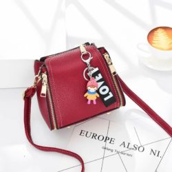 BBTH062A MATERIAL PU SIZE L17XH16XW11CM WEIGHT 550GR COLOR RED
