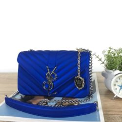 BOM10981 IDR.85.000 MATERIAL JELLY SIZE L18XH11XW6,5CM WEIGHT 550GR COLOR DARDKBLUE