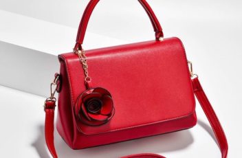 BTH1346 IDR.79.000 MATERIAL PU SIZE L26XH 17.5XW12CM WEIGHT 950GR COLOR RED
