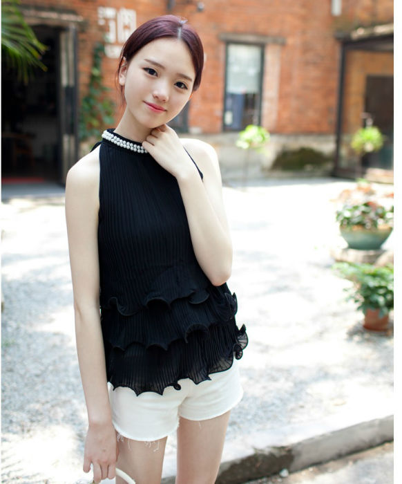 T36158 IDR.133.000 MATERIAL CHIFFON LENGTH 60CM BUST 75-96CM WEIGHT 250GR COLOR BLACK